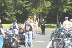 father_kulick_blessing_the_bikes_1